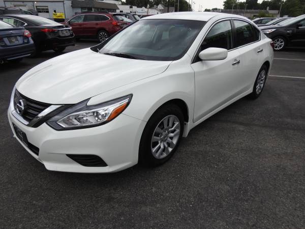 * One Owner * 2017 Nissan Altima 2.5S for sale in NOBLESVILLE, IN