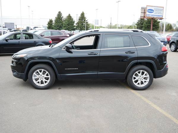 2018 Jeep Cherokee Latitude - - by dealer - vehicle for sale in Coon Rapids, MN – photo 9