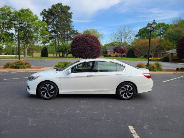 2017 honda accord EX-L - - by dealer - vehicle for sale in Cowpens, NC – photo 2