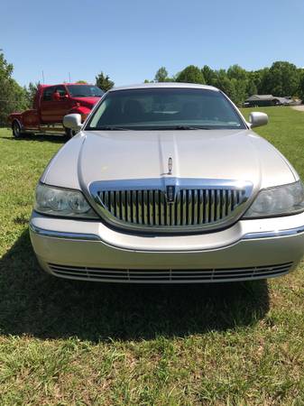 2005 Lincoln Continental Signature Series for sale in Lyles, TN – photo 5