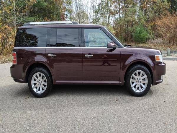 2011 Ford Flex SEL AWD - cars & trucks - by dealer - vehicle... for sale in Griswold, CT – photo 4