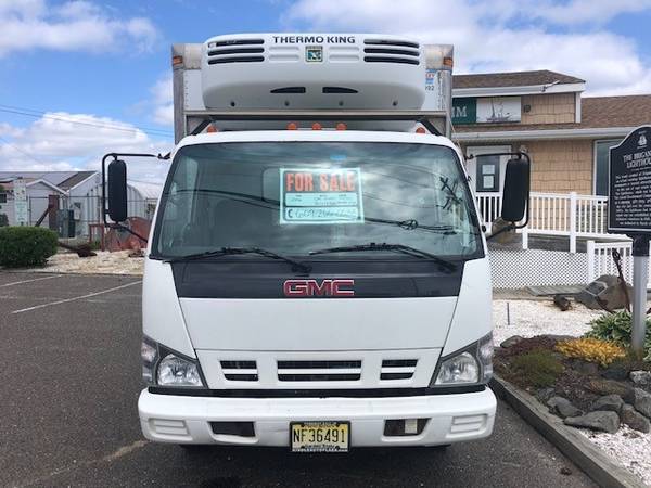 GMC W5500 box truck for sale in Brigantine, NJ – photo 2