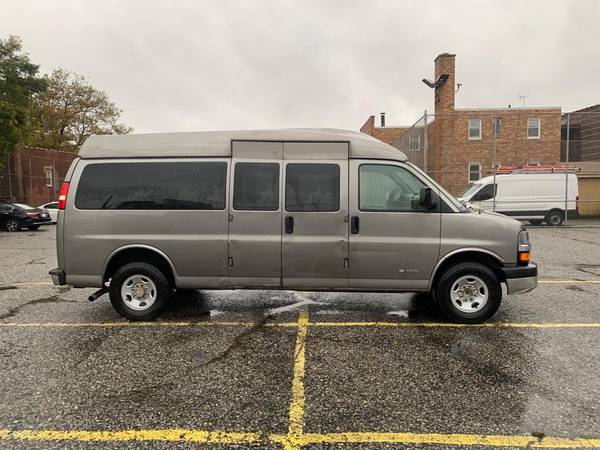 2006 Chevrolet Chevy Express 3500 hightop 15 Passenger cargo van -... for sale in Brooklyn, NY – photo 6