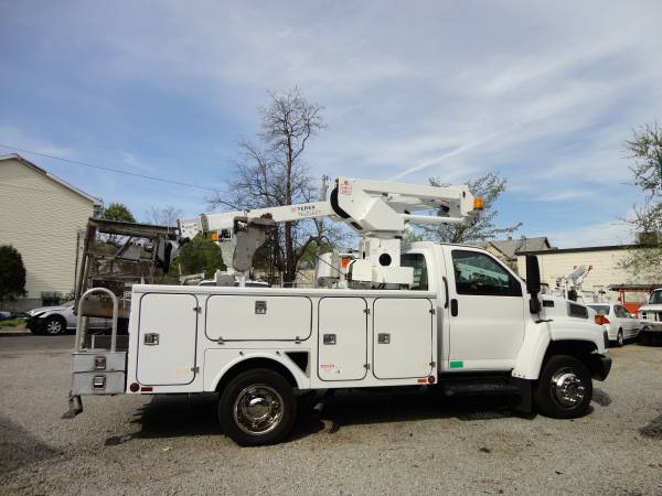 CABLE PLACING BUCKET TRUCKS - cars & trucks - by dealer - vehicle... for sale in rhode island, RI – photo 5