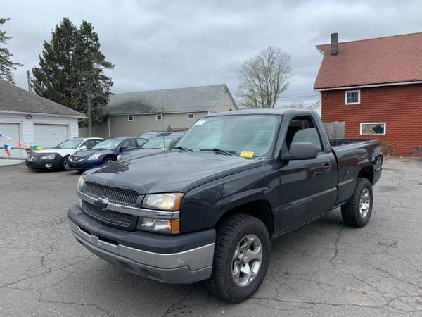 2005 Chevrolet Chevy Silverado 1500 Reg Cab 133 0 WB 4WD Work Truck for sale in East Windsor, CT – photo 3