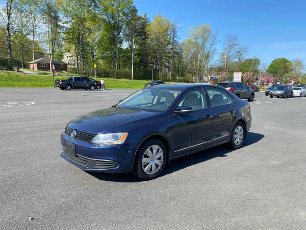 2012 Volkswagen Jetta SE 5 Speed Manual for sale in Wappingers Falls, NY – photo 5