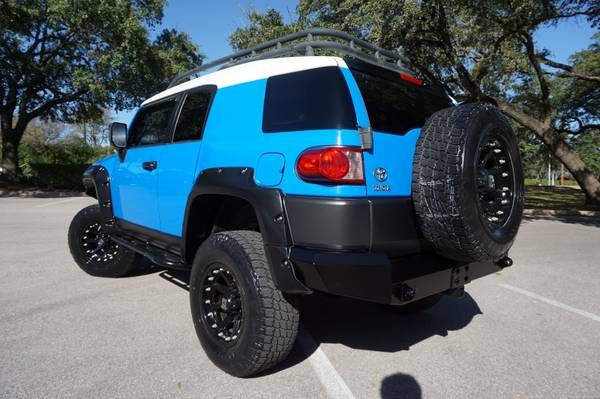 2008 Toyota FJ Cruiser *(( Lifted * Custom * Voodoo Blue COLOR ))* -... for sale in Austin, TX – photo 5