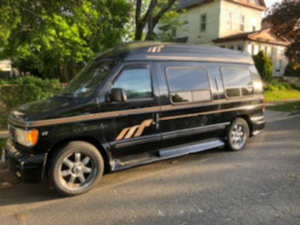 Custom Conversion van for sale in Freeport, NY – photo 5