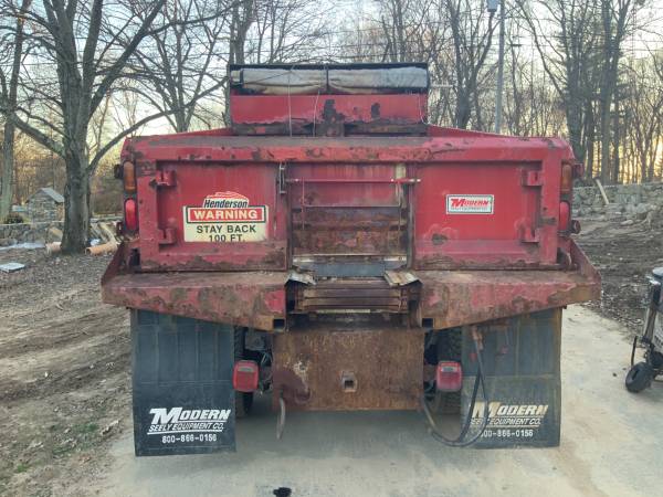 Gmc 5500 dump 4x4 diesel plow - cars & trucks - by owner - vehicle... for sale in Prospect, CT – photo 5