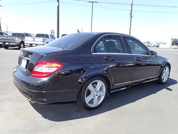 2010 Mercedes-Benz C-Class C 300 Luxury Buy Here Pay Here - cars & for sale in Yakima, WA – photo 3