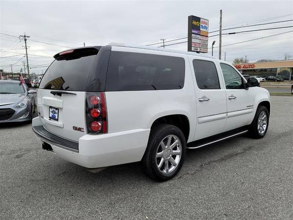 2007 GMC YUKON XL DENALI 4x4 $995 Down Payment - cars & trucks - by... for sale in Temple Hills, District Of Columbia – photo 6