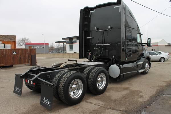 2015 KENWORTH T680 DOUBLE BUNK NEW TIRES AUTOMATIC NAV 455 HP PACCAR... for sale in WINDOM, NE – photo 4