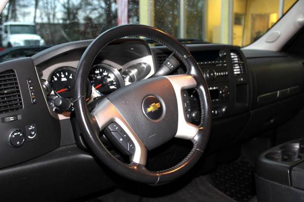 2012 Chevrolet Chevy Silverado 1500 LT Crew Cab 4WD - Best Deal on 4... for sale in Hooksett, ME – photo 15
