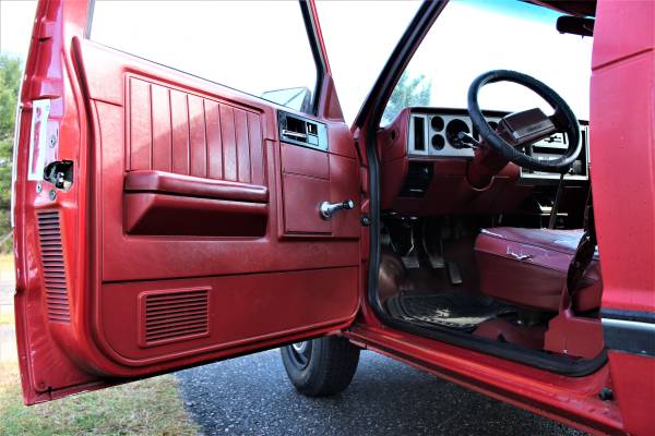**RUST FREE**OUT OF STATE**1983 CHEVROLET S10**ONLY 29,000 MILES!**... for sale in Lakeland, MN – photo 14