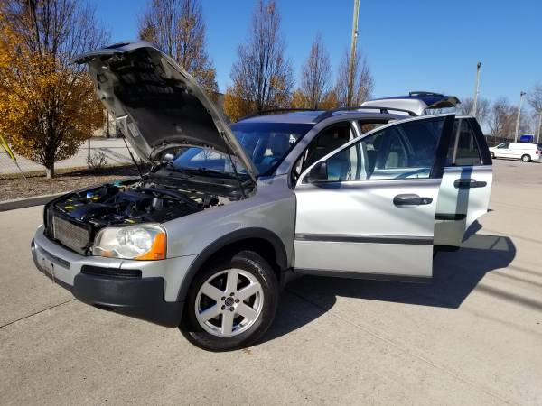 2004 Volvo XC90 AWD 117k Mint Inspected - cars & trucks - by owner -... for sale in Philadelphia, PA – photo 20