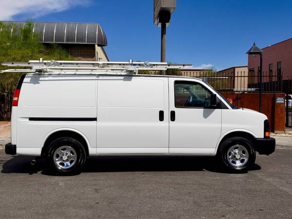 2007 CHEVY EXPRESS- 4.3L V6 (Gas Saver) ONLY "26k MILES" ITS MARVELOUS for sale in Las Vegas, CA – photo 11