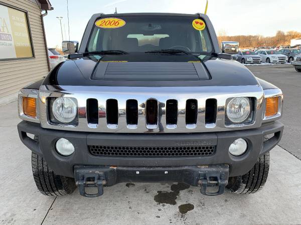 2006 HUMMER H3 4dr 4WD SUV - - by dealer - vehicle for sale in Chesaning, MI – photo 22