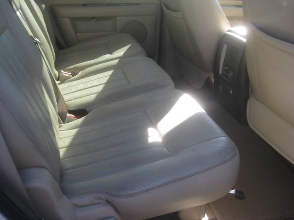 1 Owner low mile 2004 Lincoln Navigator - cars & trucks - by dealer... for sale in Phx, AZ – photo 7