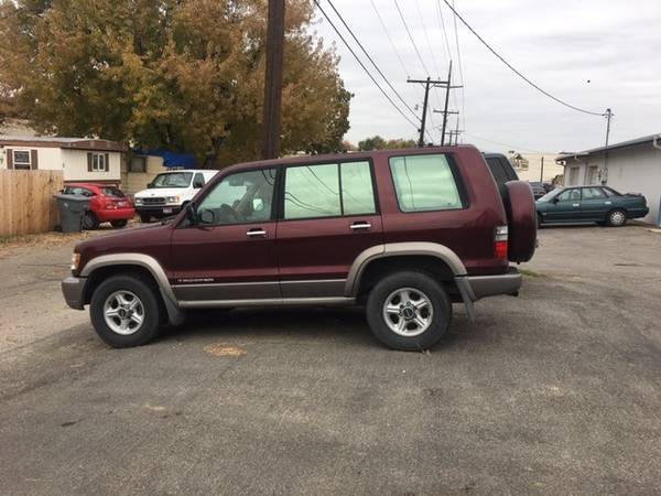 !!2002 ISUZU TROOPER !! FOR PARTS OR FIX!! for sale in Boise, ID