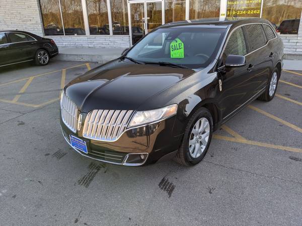 2010 Lincoln MKT - cars & trucks - by dealer - vehicle automotive sale for sale in Evansdale, IA – photo 2