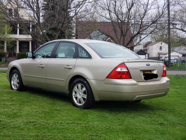 2005 Ford Five Hundred Reliable Excellent Value for sale in Niagara Falls, NY – photo 2