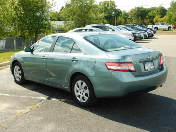 2010 Toyota Camry LE for sale in Hastings, MN – photo 4