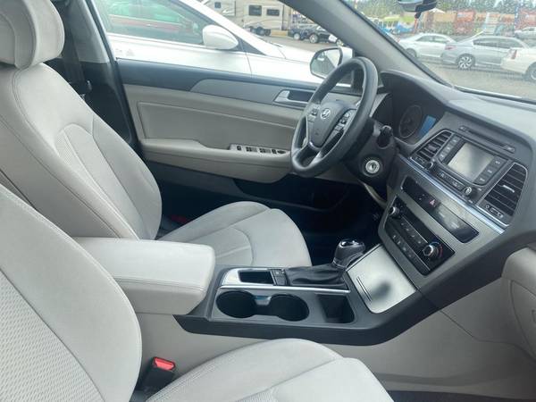 2015 Hyundai Sonata 2 4L SE Upgrade Your Sleigh! for sale in Spokane, WA – photo 2