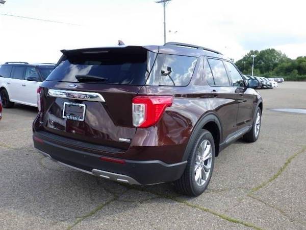 2020 Ford Explorer SUV XLT (Copper) GUARANTEED APPROVAL for sale in Sterling Heights, MI – photo 3