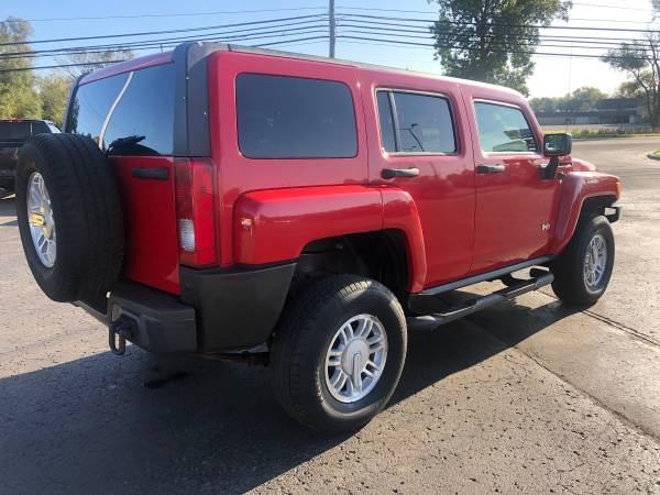 Clean! 2007 Hummer H3! AWD! Guaranteed Finance! for sale in Ortonville, MI – photo 5