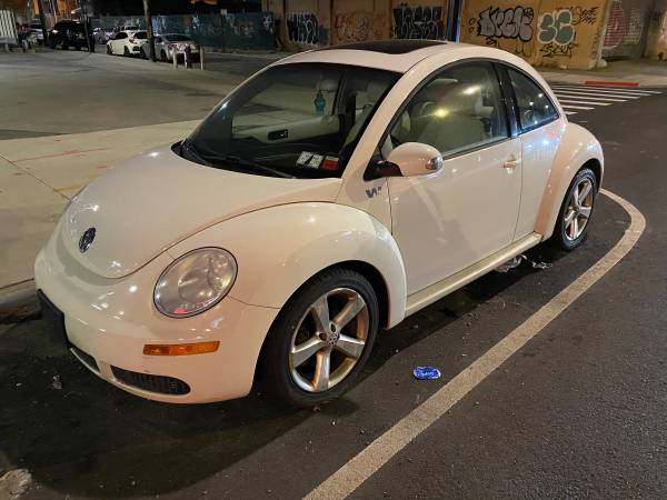 Volkswagon beetle - cars & trucks - by owner - vehicle automotive sale for sale in Brooklyn, NY – photo 4