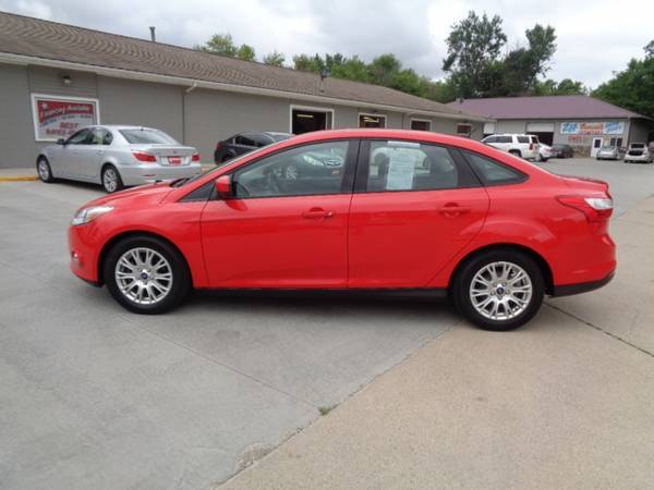 2012 Ford Focus SE Sedan for sale in Marion, IA – photo 4