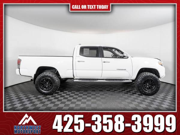 Lifted 2017 Toyota Tacoma Limited 4x4 - - by dealer for sale in Lynnwood, WA – photo 4