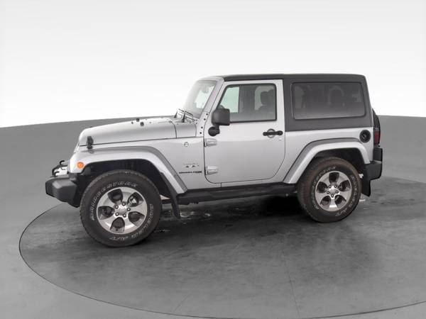 2018 Jeep Wrangler Sahara (JK) Sport Utility 2D suv Silver - FINANCE... for sale in Chillicothe, OH – photo 4