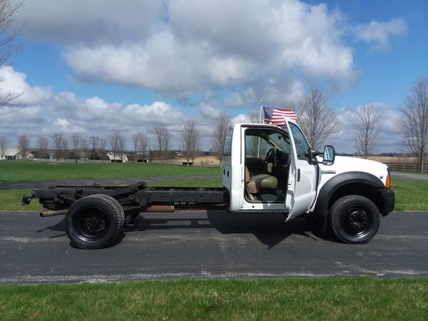 2005 Ford F450 XL Super Duty Cab and Chassis 42k Mi V10 Gas for sale in Gilberts, KY – photo 3