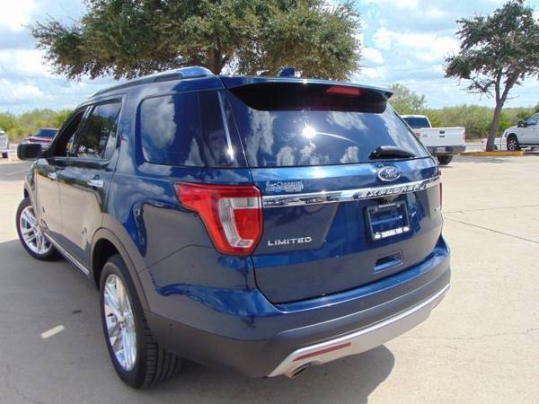 2016 Ford Explorer Limited (Mileage: 61,233) for sale in Devine, TX – photo 12