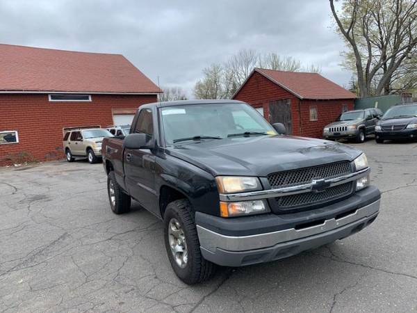 2005 Chevrolet Chevy Silverado 1500 Reg Cab 133 0 WB 4WD Work Truck for sale in East Windsor, CT – photo 2