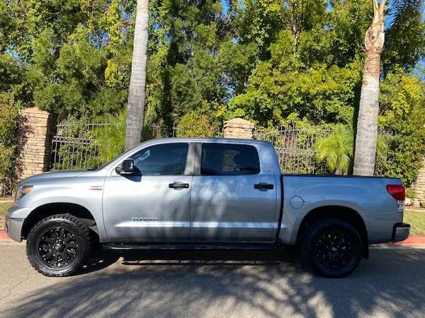 2011 Toyota Tundra SR5 - cars & trucks - by owner - vehicle... for sale in Escondido, CA – photo 2