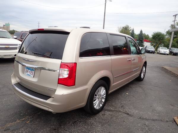 2014 Chrysler Town and Country Limited- CLEAN CARFAX, LOADED, NICE!!!! for sale in Savage, MN – photo 5