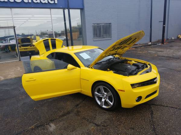 Super low miles clean CAMARO RS BEAUTIFUL BUY HERE PAY HERE ✔️ 💥 -... for sale in Arlington, TX – photo 8