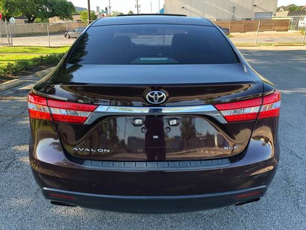 TOYOTA AVALON XLE--2014-- EVERYONE APPROVED!! SUNROOF,NAV,CAMERA,LEATH for sale in Houston, TX – photo 5