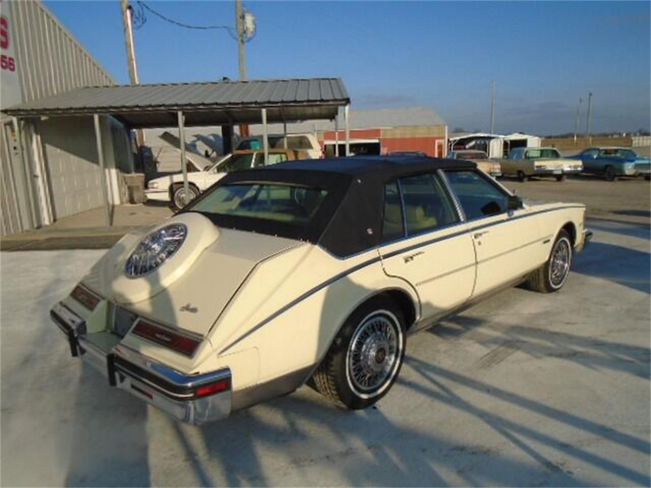 1983 Cadillac Seville for sale in Staunton, IL – photo 4