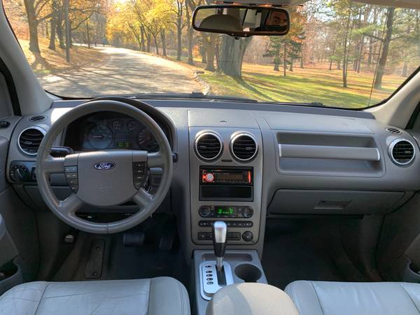 !!!### 2006 FORD FREESTYLE SEL AWD W/3RD ROW SUV###!!! - cars &... for sale in Trumbull, NY – photo 17