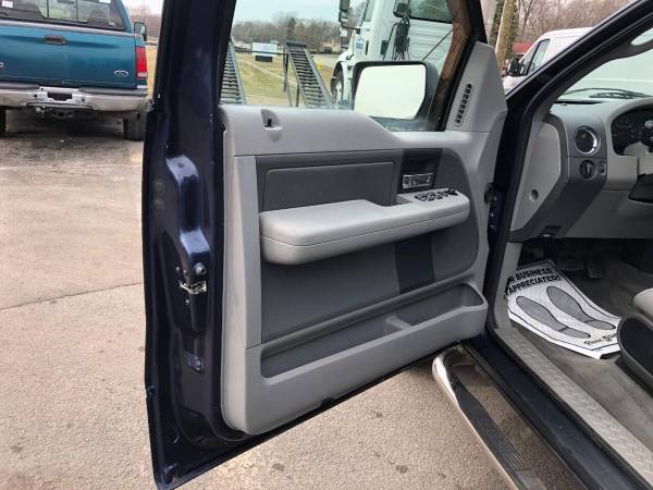 2004 Ford F-150 F150 F 150 XLT 4dr SuperCab 4WD Styleside 6 5 ft SB for sale in Hazel Crest, IL – photo 9