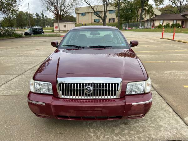 2008 Mercury Grand Marquis, Only 62K Miles, Runs Excellent for sale in Kansas City, MO – photo 2