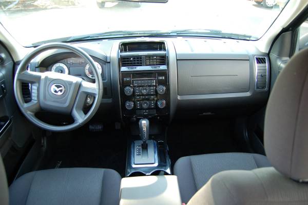 🌺🌸2013 Ford Edge or 2009 Mazda Tribute🌸🌺 $115 per month! for sale in Eugene, OR – photo 17