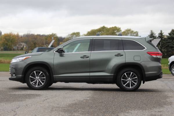 2017 TOYOTA HIGHLANDER SUV - cars & trucks - by dealer - vehicle... for sale in Middlebury, VT – photo 8