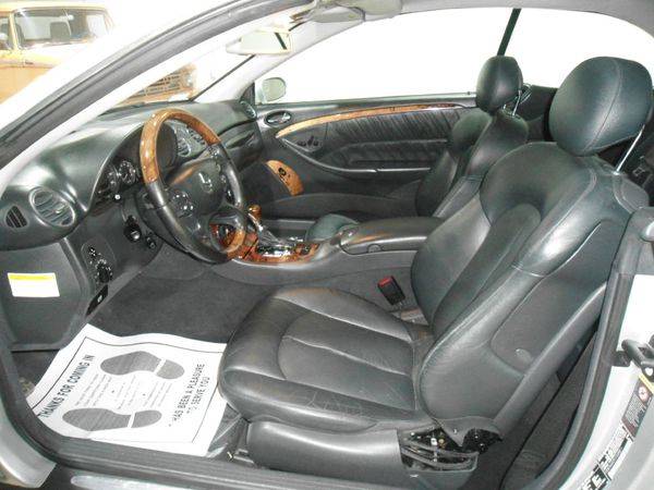 2005 MERCEDES-BENZ CLK 320 - FINANCING AVAILABLE-Indoor Showroom! for sale in PARMA, OH – photo 9
