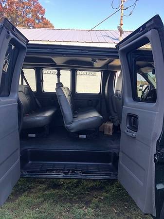 2012 Chevrolet Express Passenger 2500 Wagon LS - cars & trucks - by... for sale in Hamler, IN – photo 14