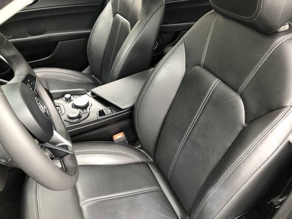 2018 Alfa Romeo Giulia ONLY 10K MILES 1-OWNER CLEAN CARFAX WELL for sale in Sarasota, FL – photo 11