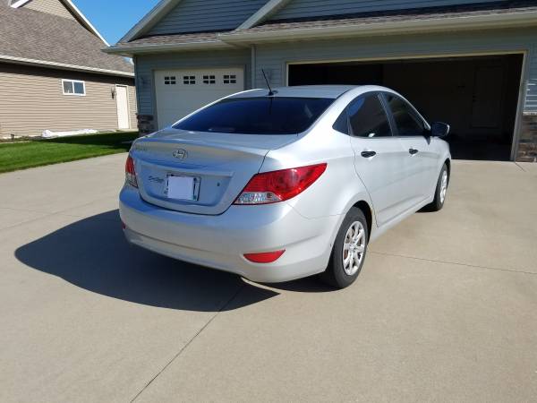 2012 Hyundai Accent for sale in Greenville, WI – photo 4